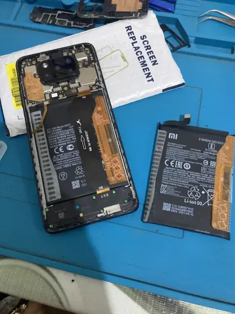 Reparación placa y bisagra soldadura fina que agarra firme