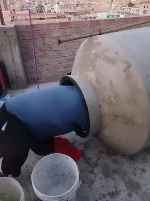 Limpieza y desinfección de tanque elevado
