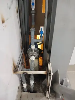 Instalación de bomba de agua