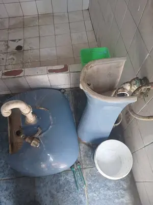 Destapes, fugas y reparaciones sanitarias