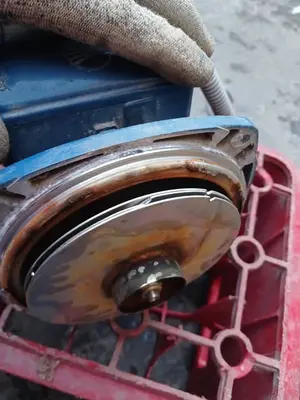 Mantenimiento de bomba de agua