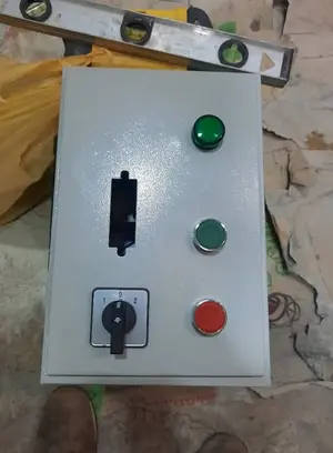 Tableros eléctricos e interruptores: instalación y reparación