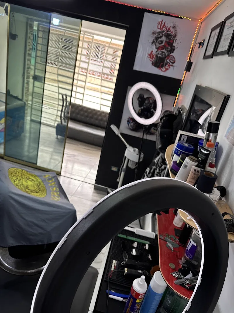 Abrir tarjeta de SPA XIO peluquería y estética