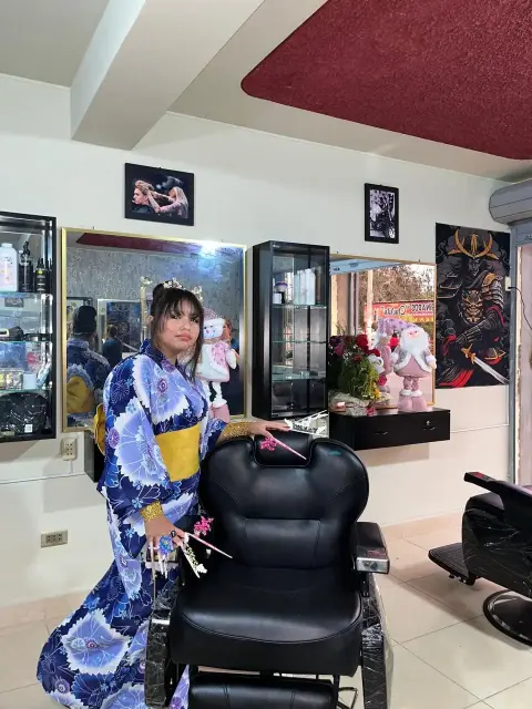 Tokyo Salón y Barbería