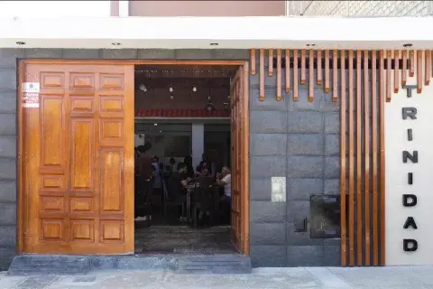 TRINIDAD CEBICHERÍA CHIMBOTE
