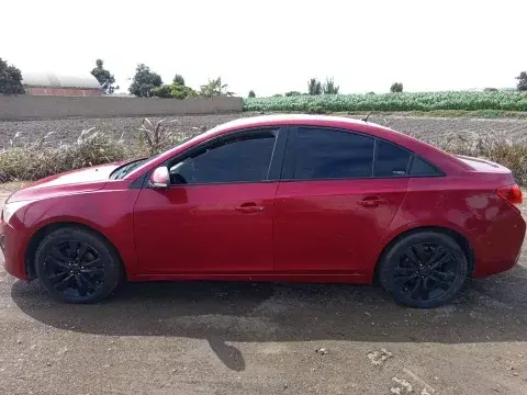 Chevrolet Cruze LS automático — S/ 23,000