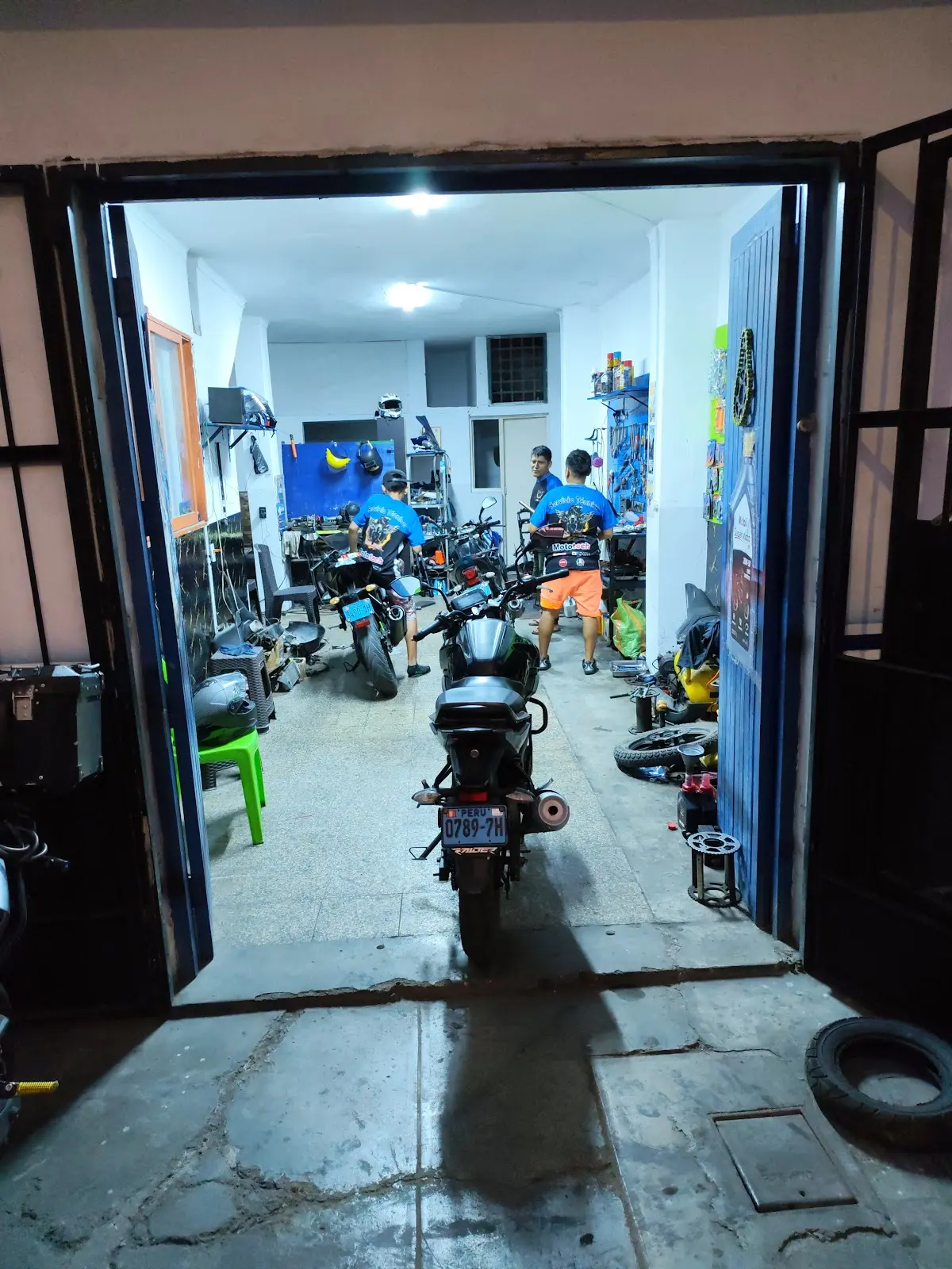 Abrir tarjeta de XHIQUI MOTORS