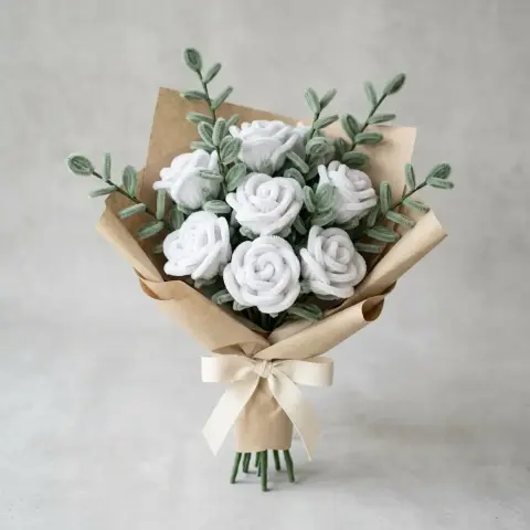 Rosas Blancas & Eucalipto